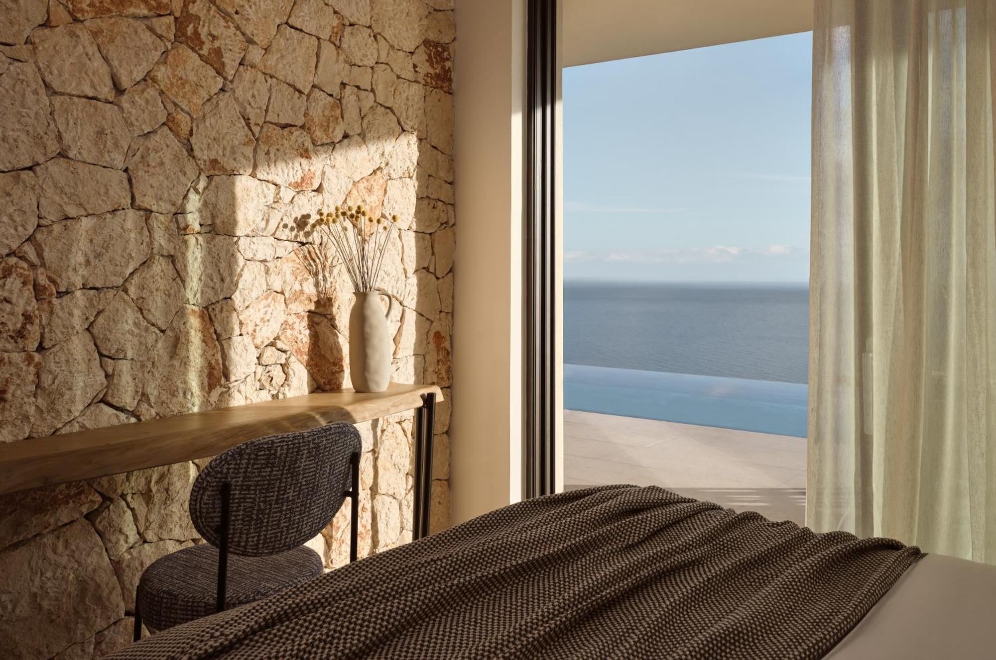 Verdante Villa
